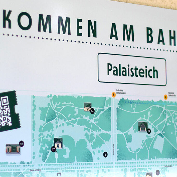 Nahaufnahme eines Parkplans. Der Ausschnitt zeigt den Bereich um die Bahnstation Palaisteich.