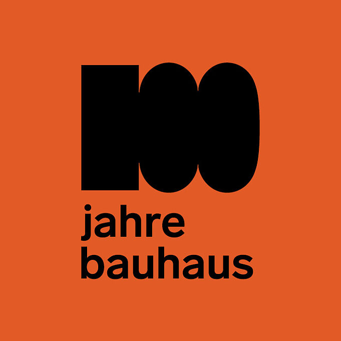100 Jahre bauhaus Digitale bauhaus Grafik im Corporate Design der Ausstellungsgestaltung