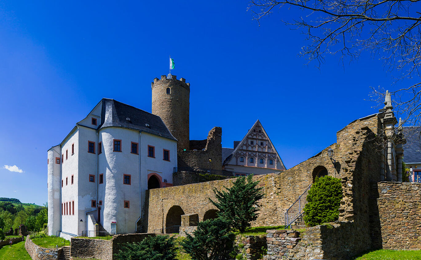 Außenaufnahme der Familienburg Scharfenstein