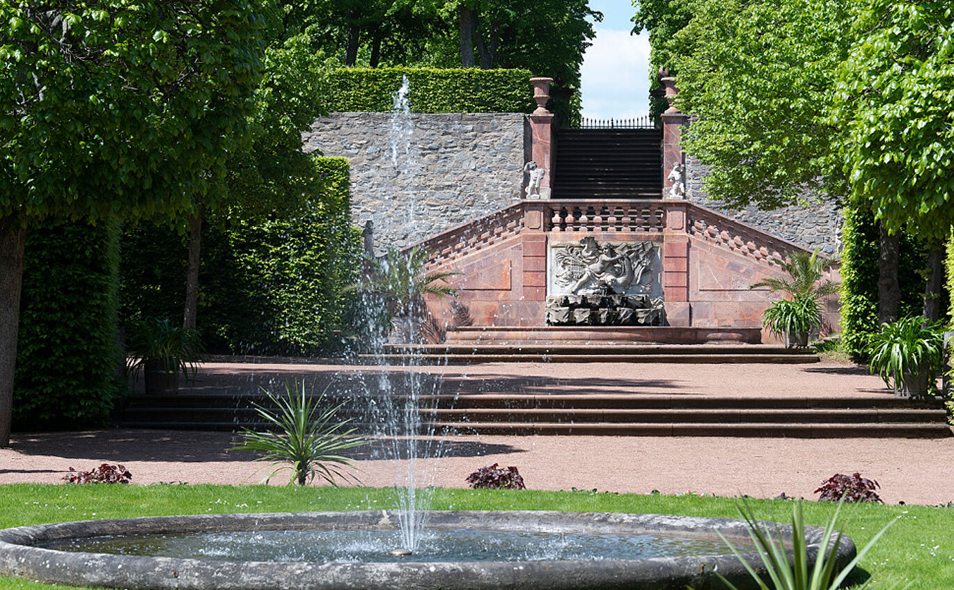 Springbrunnen der Parkanlage von Schloss & Park Lichtenwalde