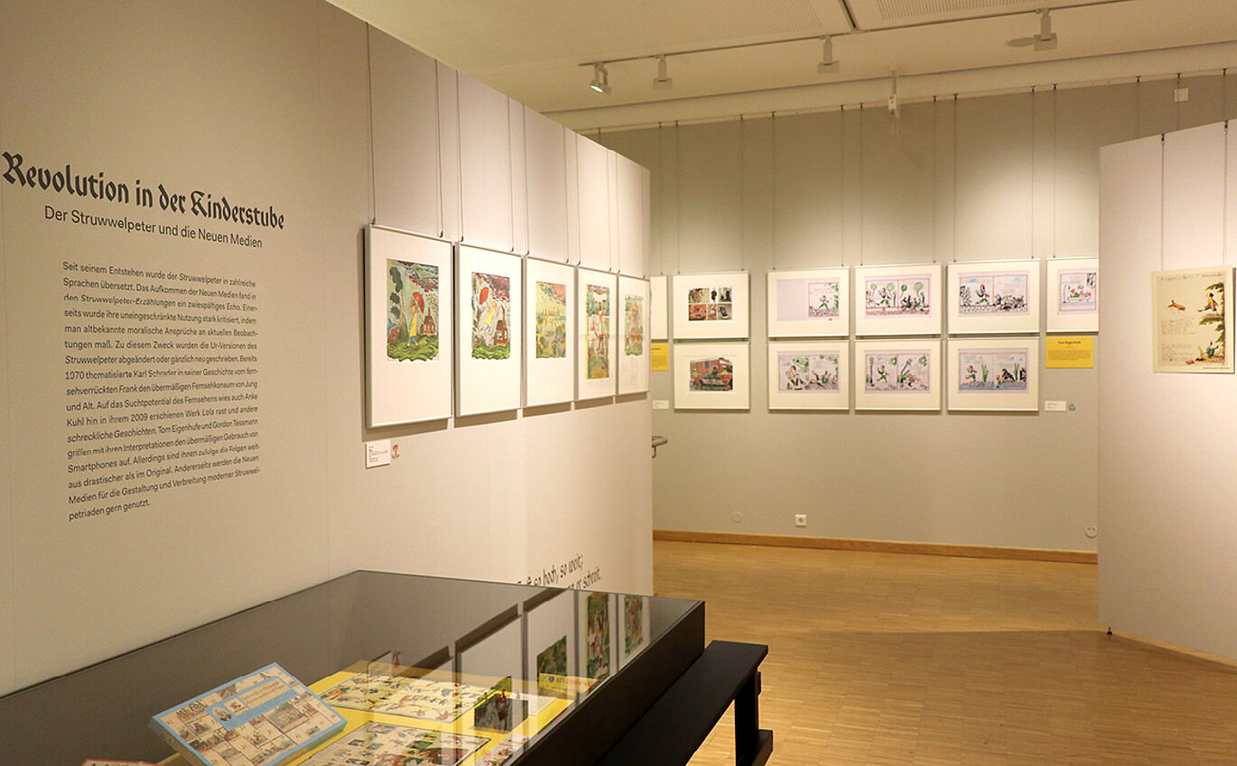 Ausstellungssituation zu "Revolution in der Kinderstube"