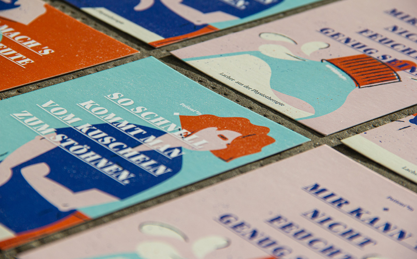 Bestandskundenpflege Postkartenreihe mit bunten Illustrationen und lustigen Zitaten aus dem Praxisalltag